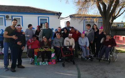 Residentes y trabajadores de RGA ‘El Cristo Roto’ celebraron la llegada del Año Nuevo