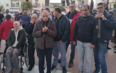 Los residentes de RGA ‘El Cristo Roto’ disfrutaron de las ‘Precampanadas’ en Gibraleón